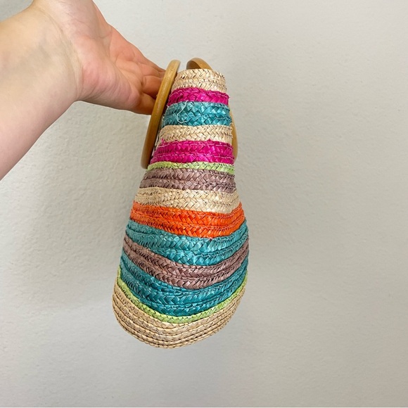 MULTICOLOR STRIPED SMALL STRUCTURED STRAW SUMMER PURSE - Picture 2 of 8